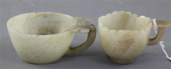 Two Chinese grey jade cups, 17th / 18th century, diameter 6.4cm